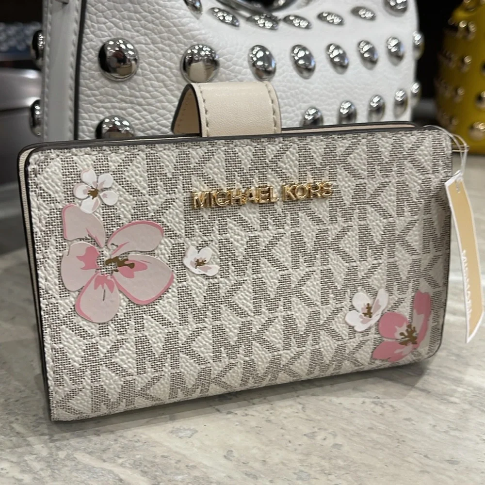 Michael Kors Jet Set Medium Floral Embellished Signature Logo Bi-fold Wallet NWT